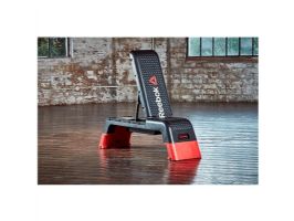 מדרגה אירובית שהופכת לספסל אימון מבית DECK REEBOK