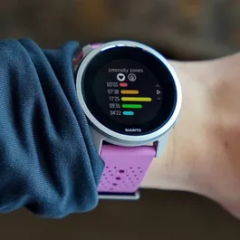 שעון ספורט חכם 242262 דגם 5 Peak מבית סונטו SUUNTO WILDBERRY