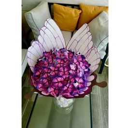 זר פרפרים עם אורות לד 242348 עבודת יד מבית CITYSPORT