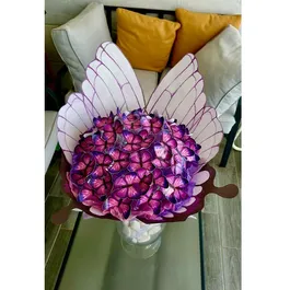 זר פרפרים עם אורות לד 242348 עבודת יד מבית CITYSPORT