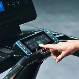 מסלול ריצה מקצועי 251236 דגם SYMBIO RUNNER מבית LIFEFITNESS