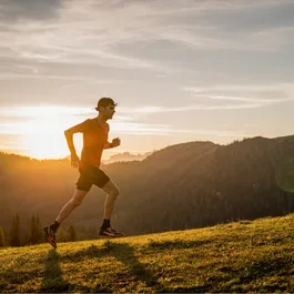 שעון ספורט חכם 242283 דגם VERTICAL TITANIUM SOLAR מבית סונטו SUUNTO Sand