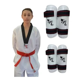 סט אימון מקצועי 251137 (מיגון ידיים + רגליים + חליפת טאקוונדו) של פייטלוקר